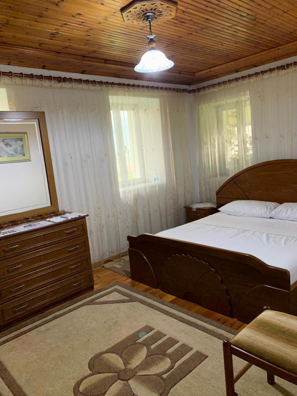 Geri Guesthouse Gjirokastra Zewnętrze zdjęcie